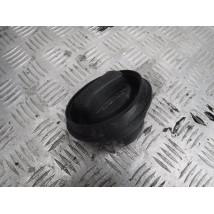 VW 1.9 KOREK WLEWU OLEJU
