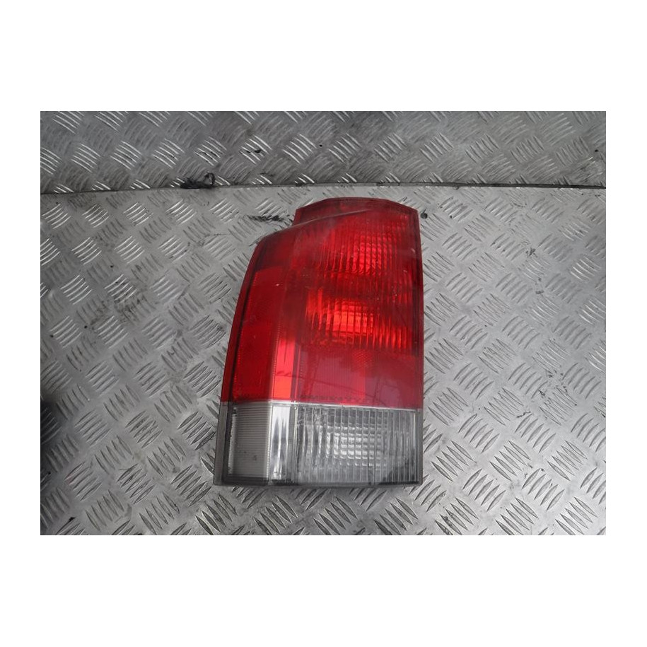 VOLVO V70 XC70 LAMPA LEWA TYŁ- 9154497