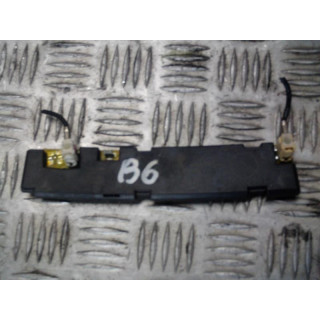 VW PASSAT B6 WZMACNIACZ ANTENY 3C5035532