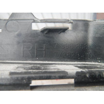 BMW F30 F31 KRATKA ZDERZAKA PRAWA- 7396858