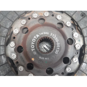 TOYOTA AVENSIS 2.0 SPRZĘGŁO KOMPLETNE- 31250-05130