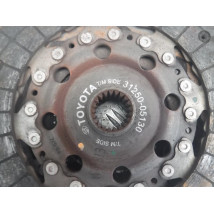 TOYOTA AVENSIS 2.0 SPRZĘGŁO KOMPLETNE- 31250-05130