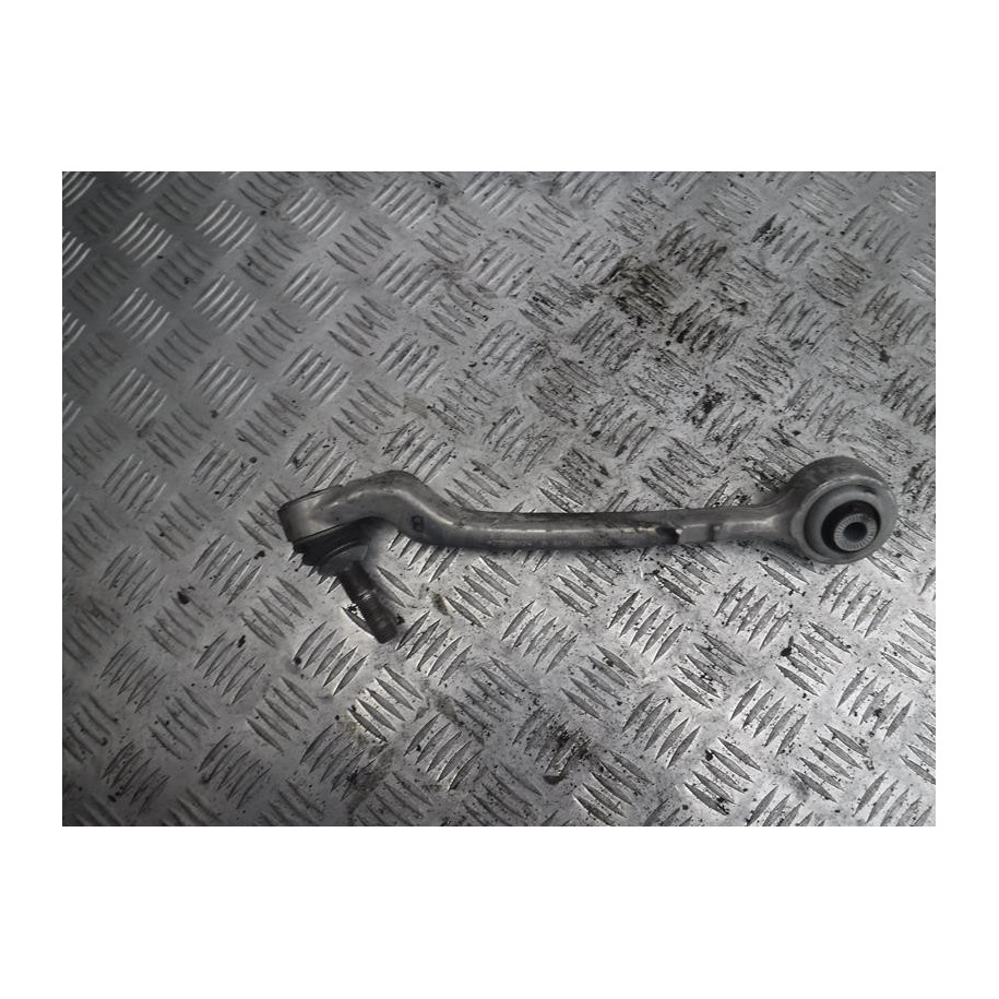 BMW F30 WAHACZ PRAWY PRZÓD- 6857330