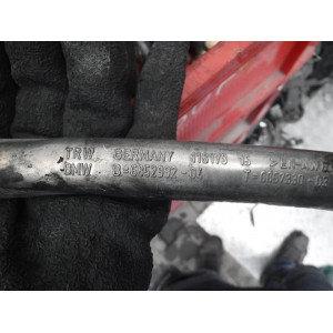 BMW F30 WAHACZ PRAWY PRZÓD- 6857330
