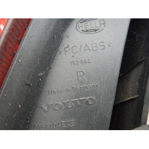 VOLVO V70 LAMPA TYŁ PRAWA- 9154494