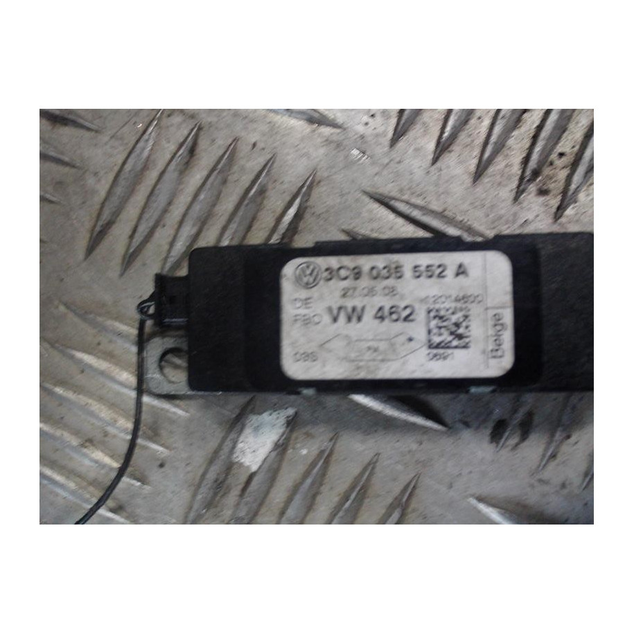 VW PASSAT B6 WZMACNIACZ ANTENY 3C9035552A