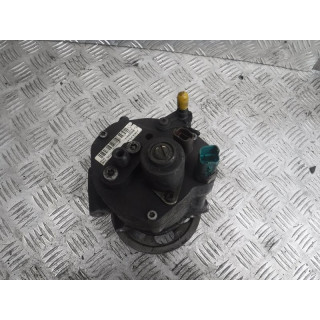 RENAULT 1.5 POMPA WTRYSKOWA- 8200423059