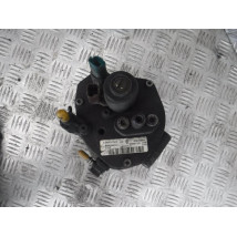 RENAULT 1.5 POMPA WTRYSKOWA- 8200423059
