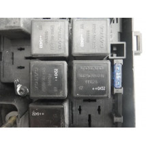 VOLVO OBUDOWA SKRZYNKI BEZPIECZNIKÓW- 9494210