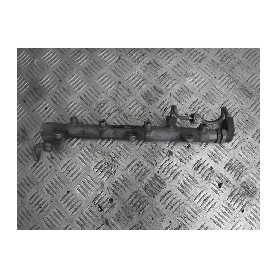 BMW E46 LISTWA WTRYSKOWA- 0445214030