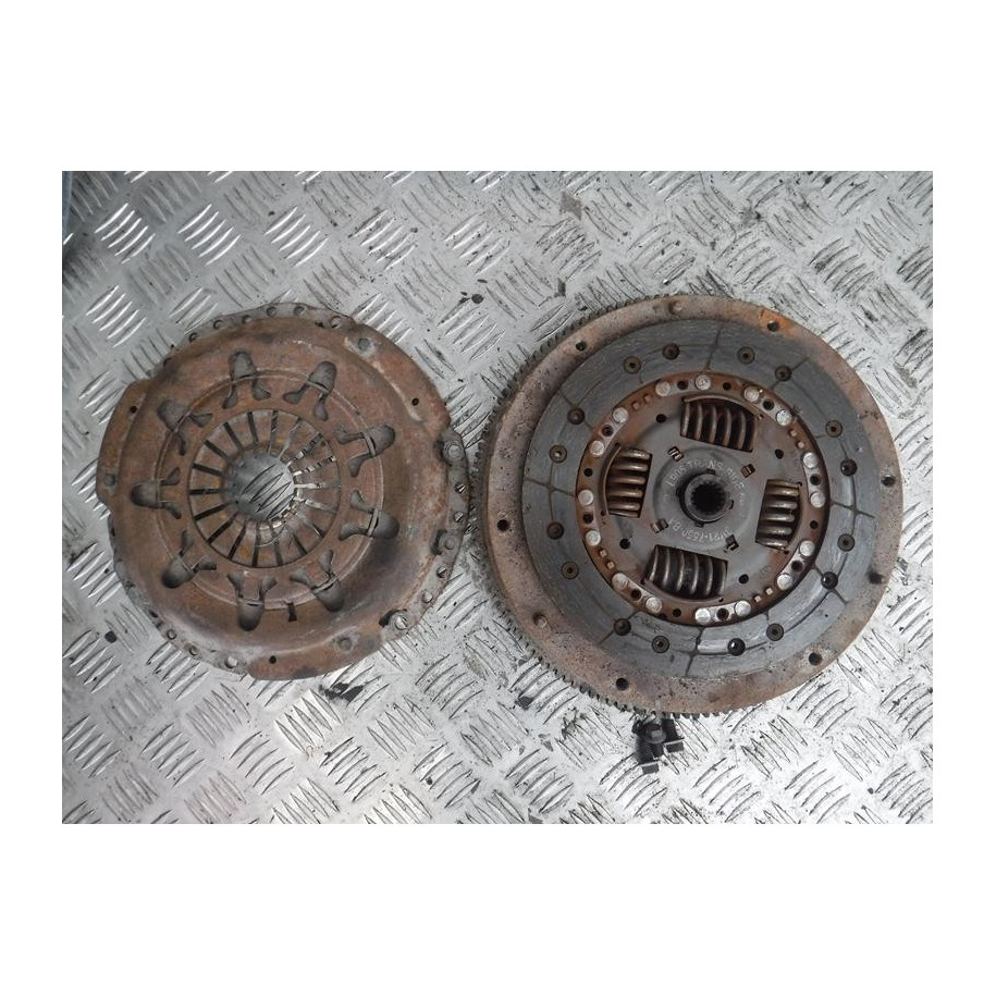 MAZDA 2 SPRZĘGŁO KOMPLETNE- 8V21-7550-BA