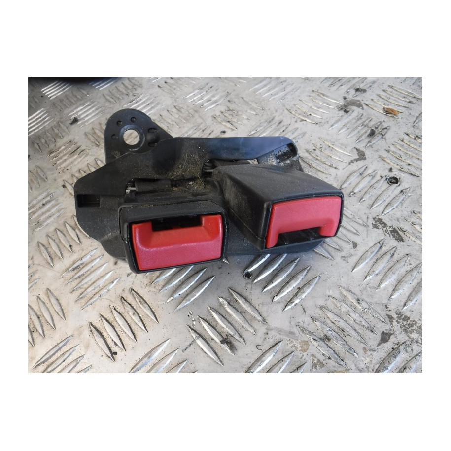 AUDI A6 C6 KLAMRA ZAPINKA PASA LEWA 4F0857739D