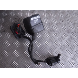 AUDI A3 8P SKRZYNKA PRZEKAŹNIKÓW