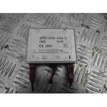 AUDI WZMACNIACZ ANTENOWY 8E0035456C