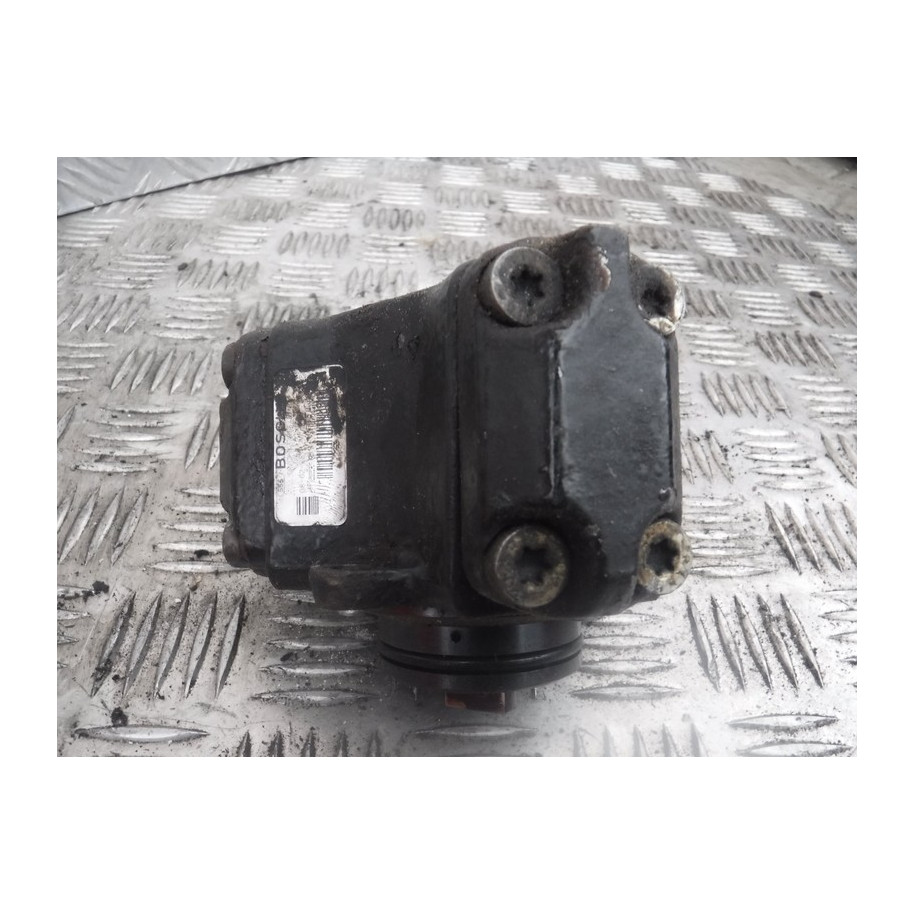 POMPA WTRYSKOWA BOSCH  55185549 / 0445010092