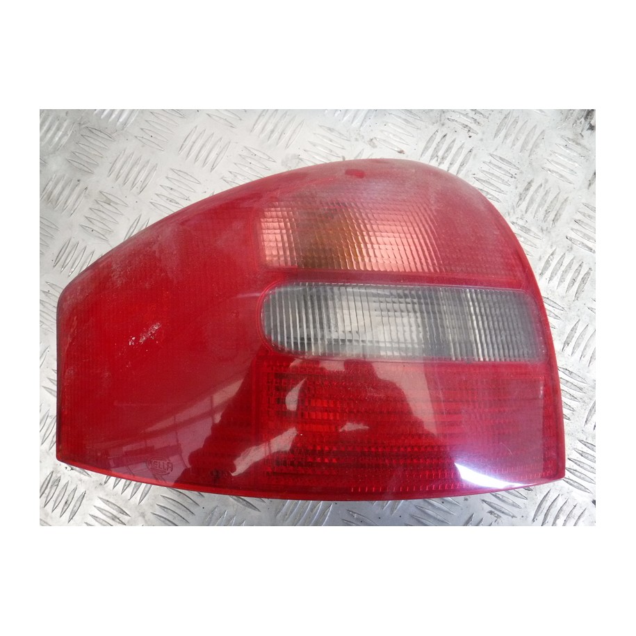 AUDI A6 C5 LAMPA LEWA