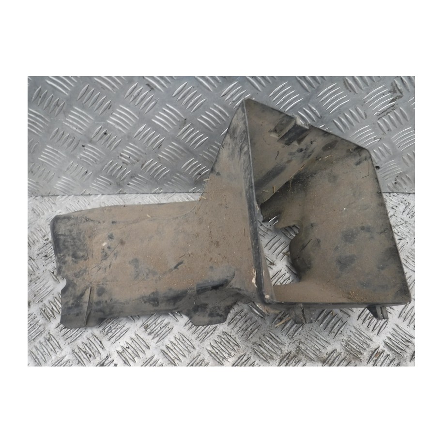 AUDI A4 B6 KIEROWNICA POWIETRZNA 8E0117335E