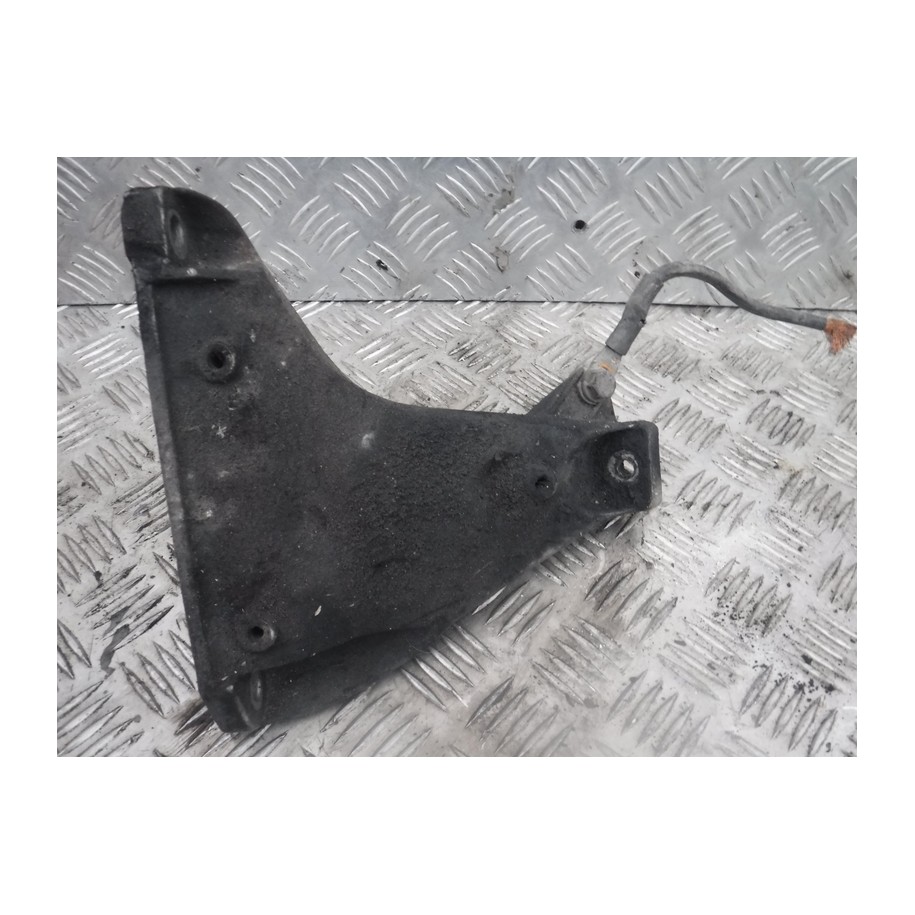 AUDI A4 S4 B6 8E 8H ŁAPA / MOCOWANIE SILNIKA 8D0199308N