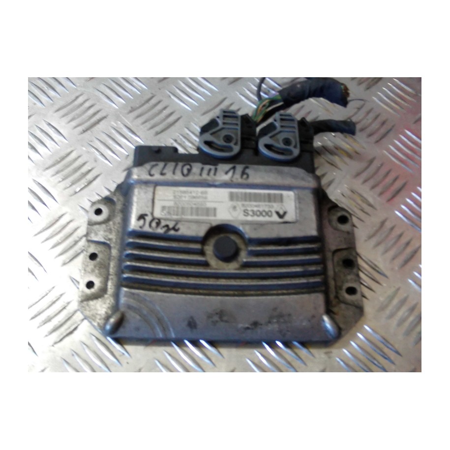 KOMPUTER SILNIKA RENAULT CLIO III 1.4 8200504593