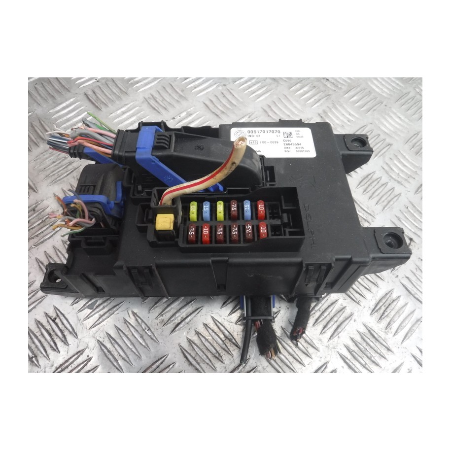 Skrzynka bezpieczników moduł Fiat OE 00517986150