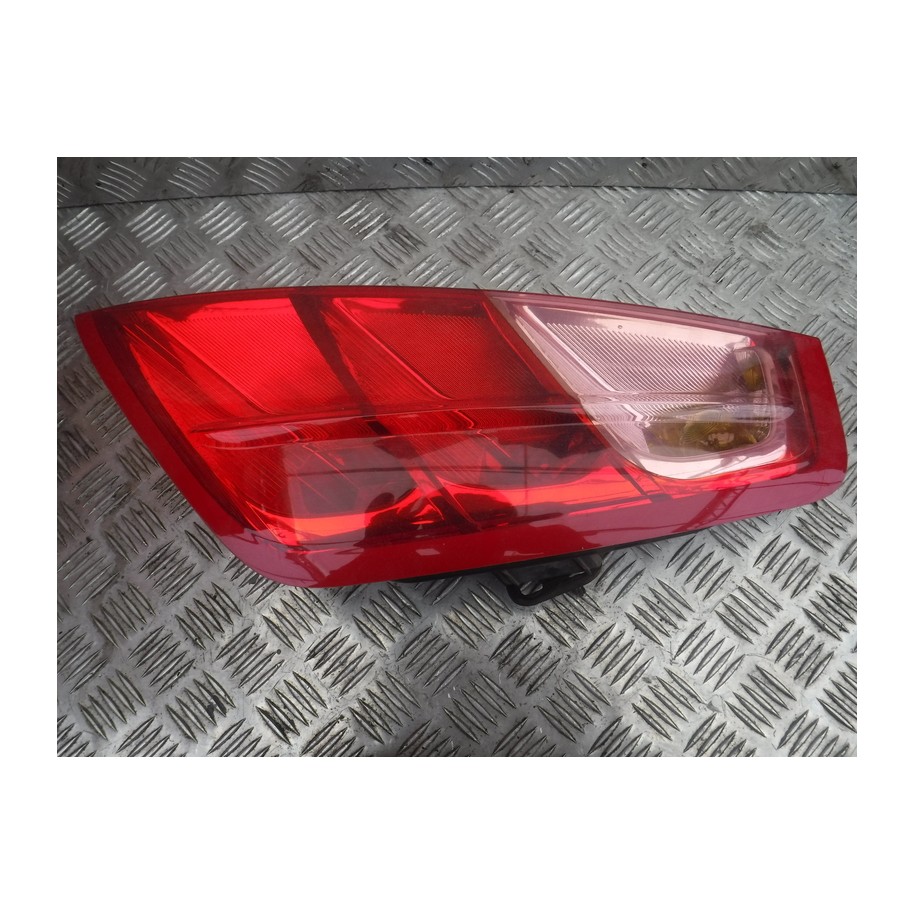 27460202 LAMPA PRAWY TYL FIAT GRANDE PUNTO