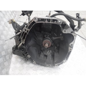 RENAULT CLIO 1.4 BENZYNA...