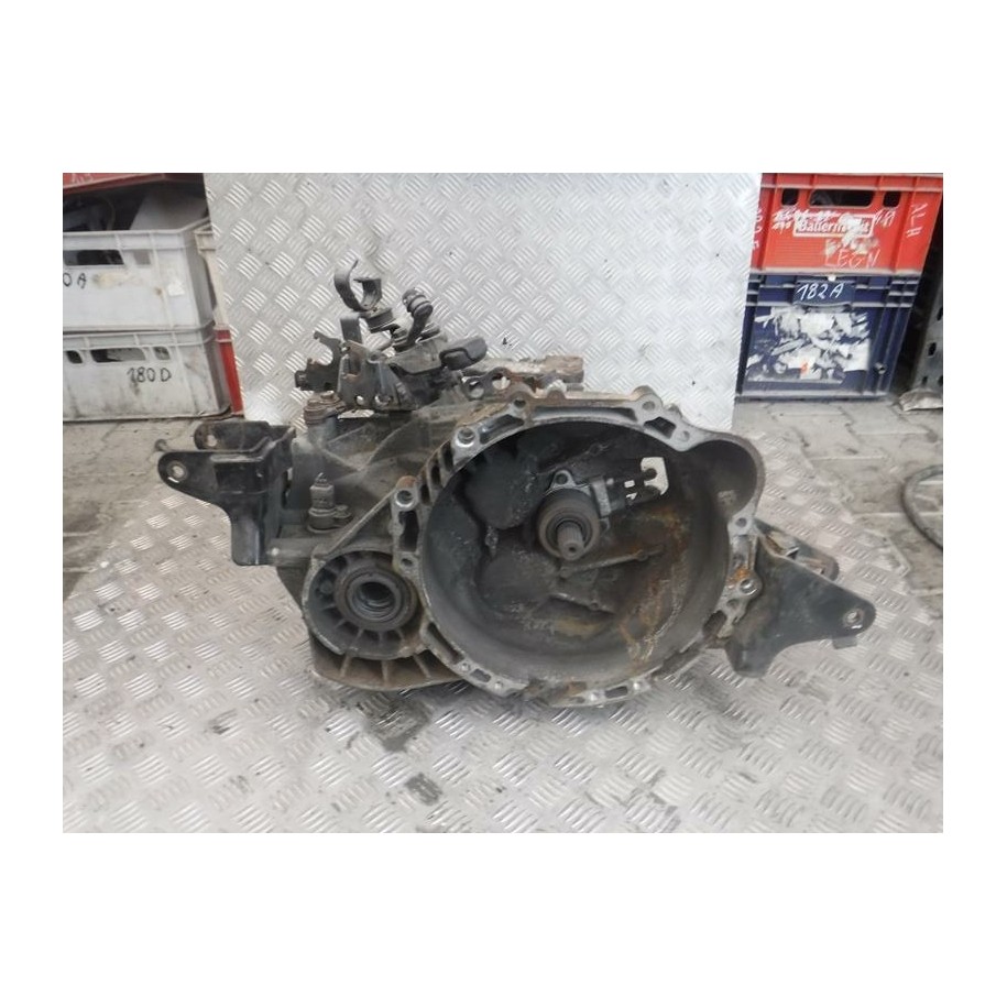 SKRZYNIA BIEGÓW HYUNDAI TUCSON 2,0 CRDI