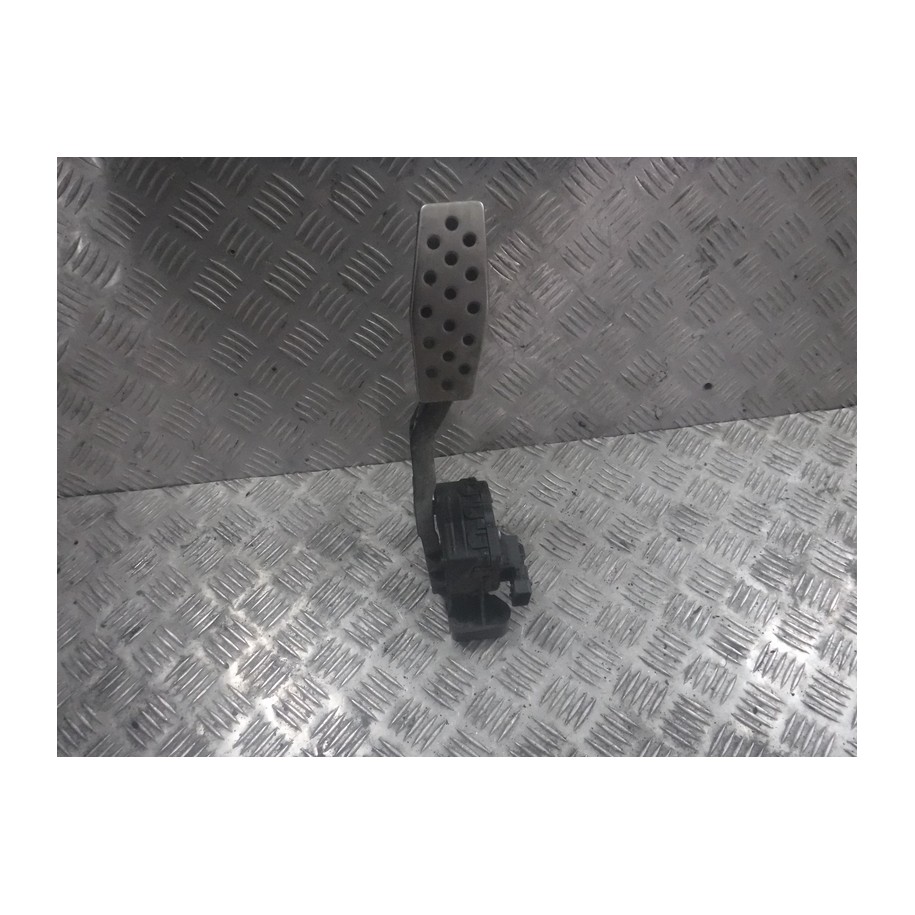 POTENCJOMETR GAZU OPEL ASTRA III H 2.0 24427004