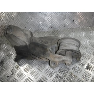 ŁAPA SILNIKA VW T5 1.9 TDI