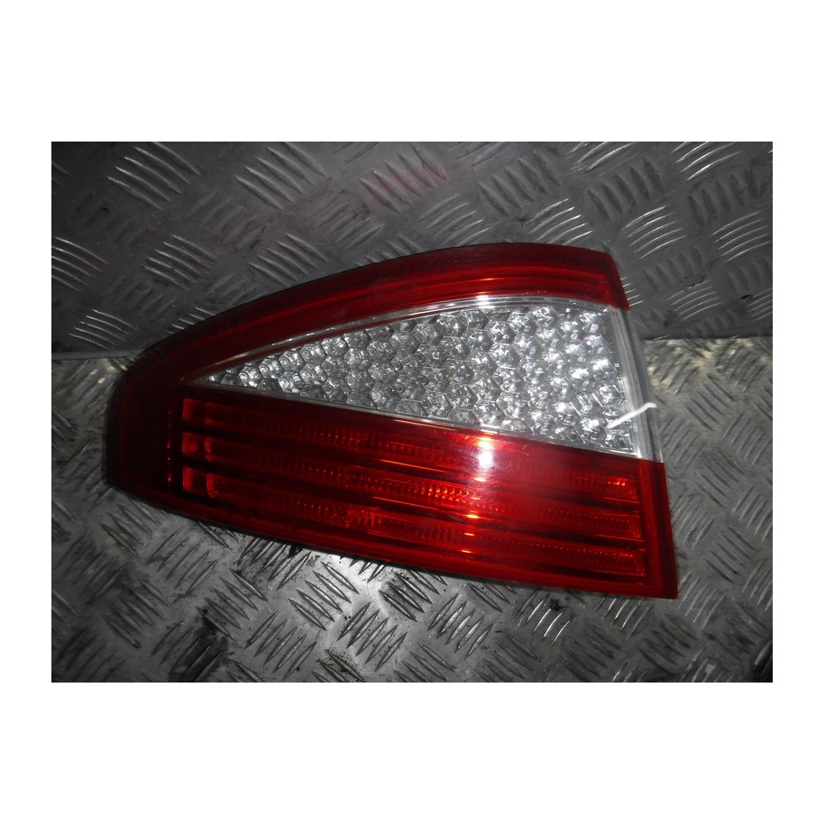LAMPA LEWA TYŁ FORD MONDEO MK4 KOMBI 7S71-13405-B