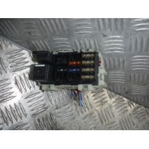 SKRZYNKA BEZPIECZNIKÓW FORD MONDEO MK4