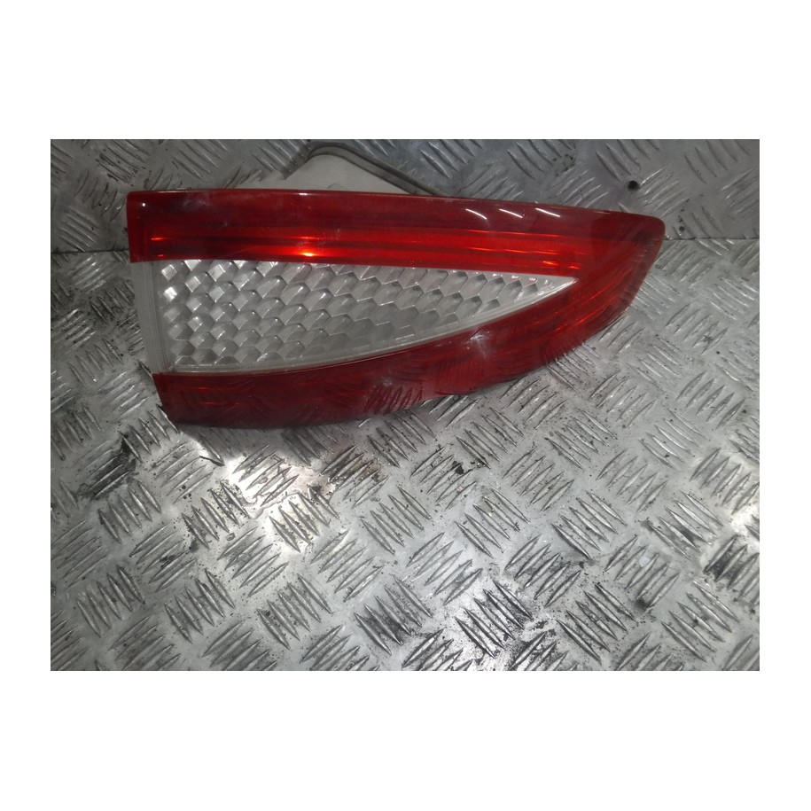 Lampa prawa tylna Ford Mondeo Mk4 IV 7S71-13404-A