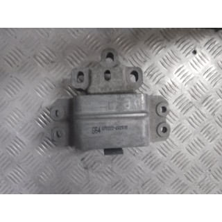 ŁAPA SILNIKA VW PASSAT B6 2.0 TDI