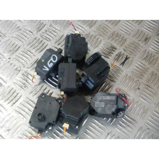 VOLVO V50 SILNICZEK NAGRZEWNICY