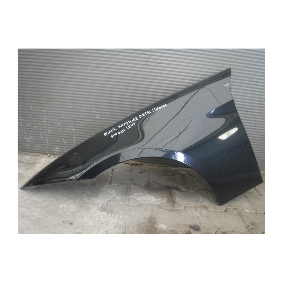 BŁOTNIK LEWY BMW E90