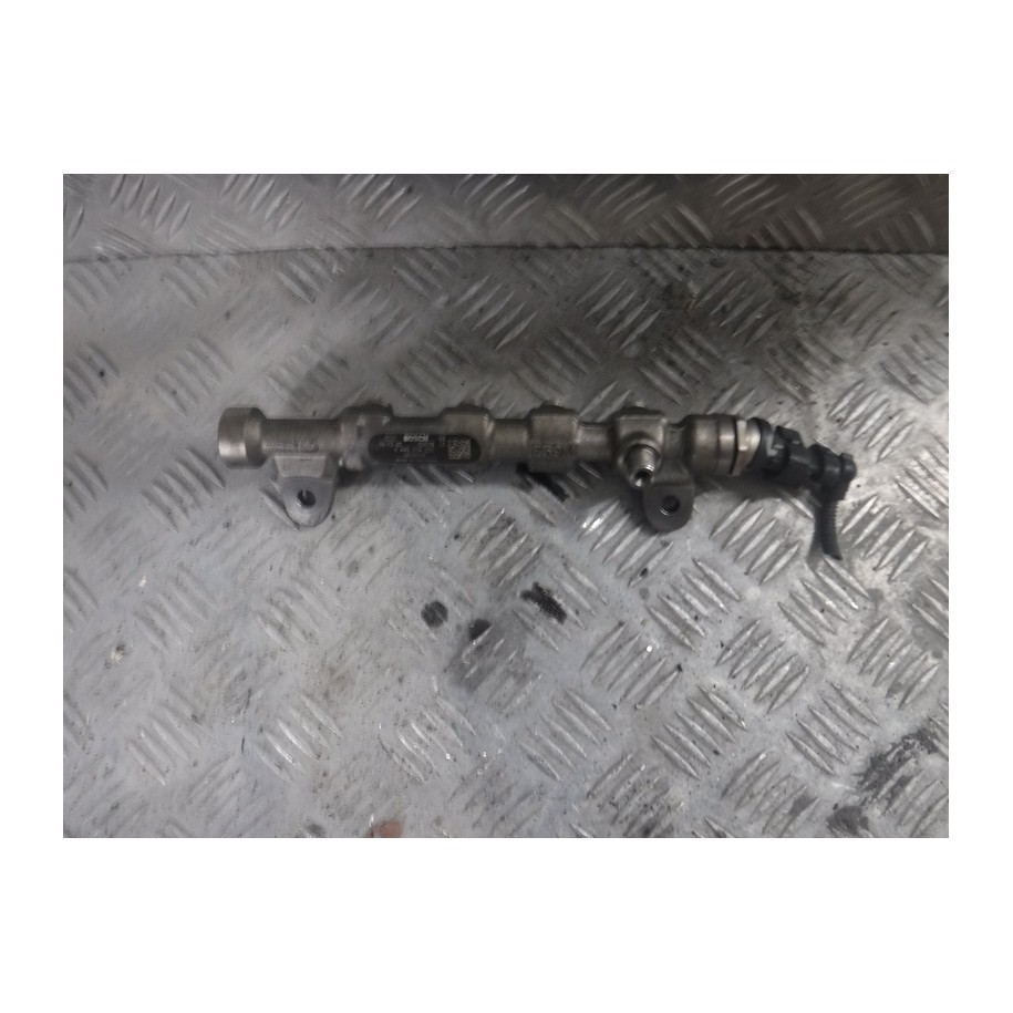 LISTWA WTRYSKOWA OPEL INSIGNIA 2.0 CDTI 0445214221