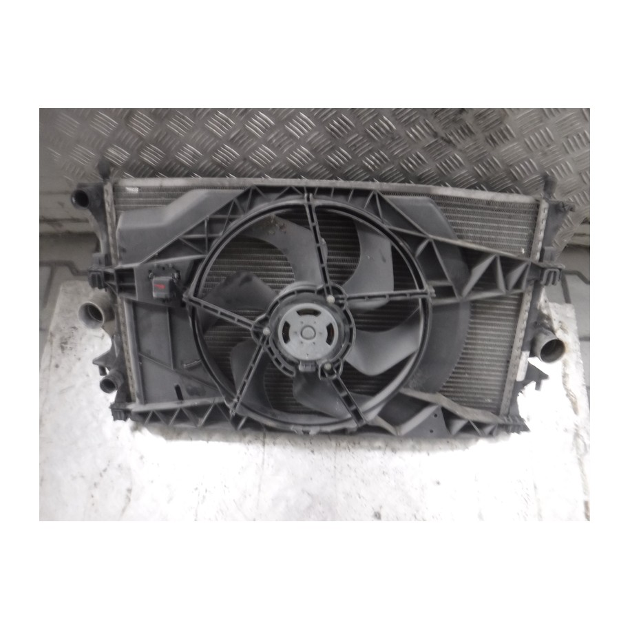 RENAULT LAGUNA 2 1,9 dci WENTYLATORY + CHŁODNICE 8200025635