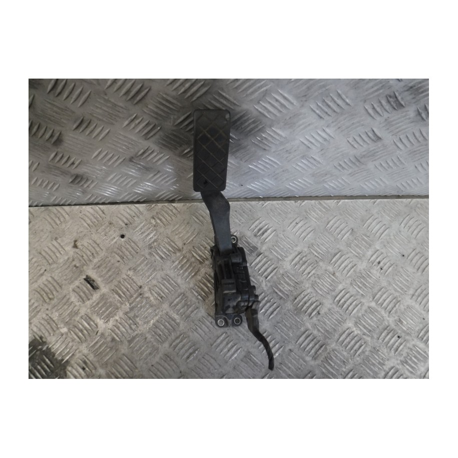 PEDAŁ POTENCJOMETR GAZU VW T5 1.9TDI 7H1721503D
