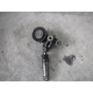 AUDI A6 C6 3.0 TDI ROLKA NAPINACZ PASA