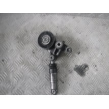 AUDI A6 C6 3.0 TDI ROLKA NAPINACZ PASA