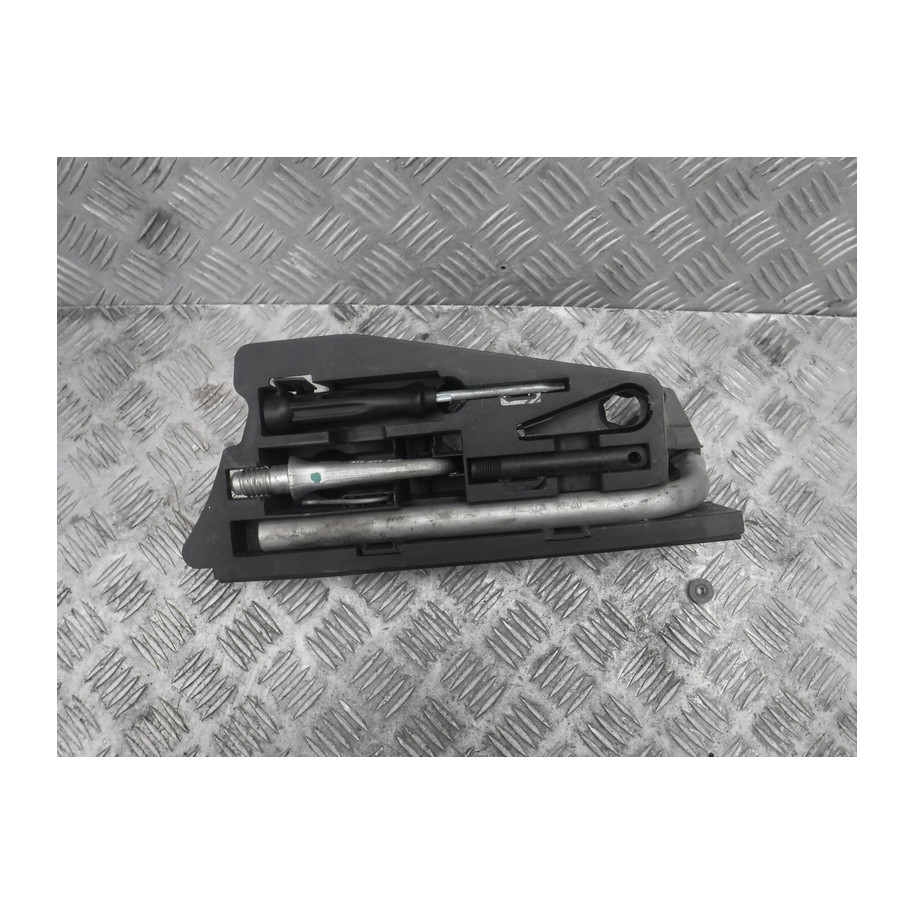 ZESTAW NAPRAWCZY KOŁA AUDI A6 C6 4F5012111A