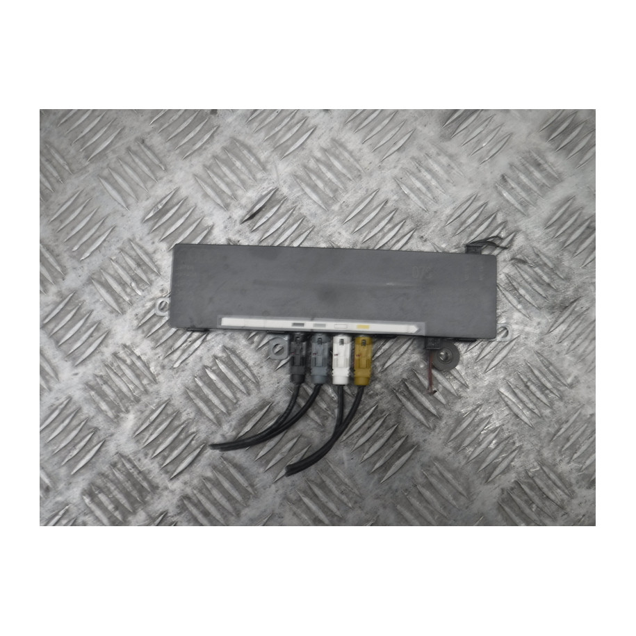 AUDI A6 C6 AVANT WZMACNIACZ ANTENOWY 4F9035225D