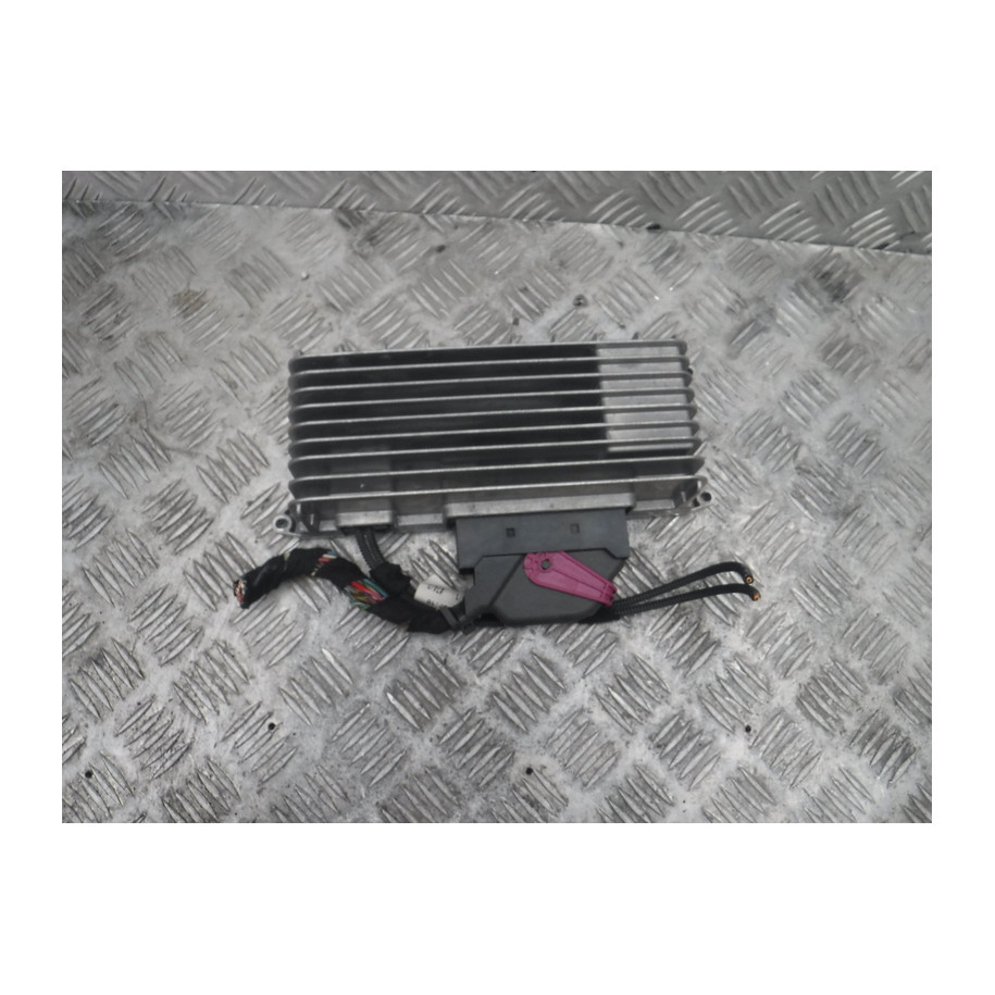 WZMACNIACZ RADIA AUDI A8 A6 C6 4F0910223K