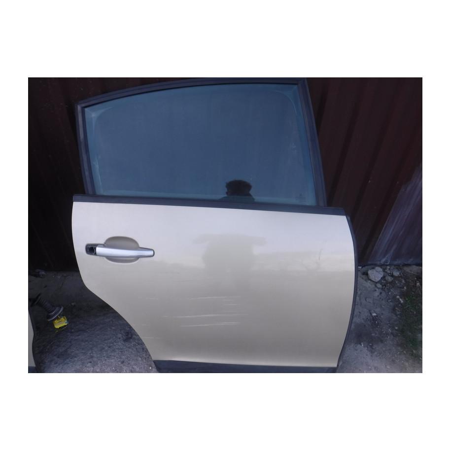 Drzwi Tylne Prawe Citroen C4 2005 r Kolor KCW