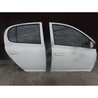 TOYOTA YARIS I DRZWI PRAWE TYLNE / PRZEDNIE  250 SZTUKA