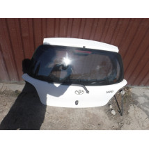 KLAPA TYLNA TOYOTA YARIS I