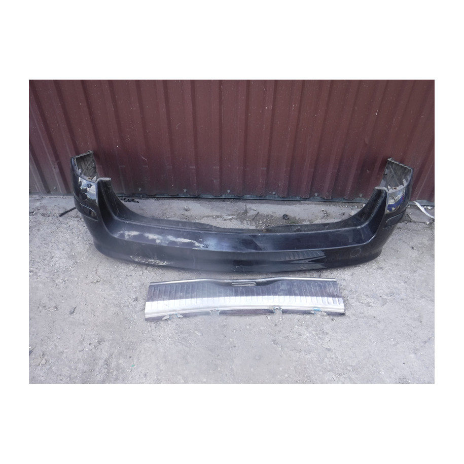 OPEL ASTRA H KOMBI ZDERZAK TYLNY