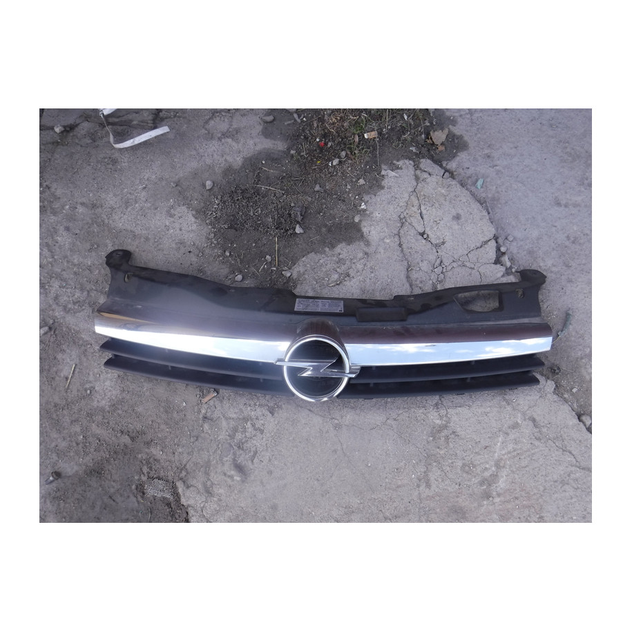 OPEL ASTRA H GRILL ATRAPA