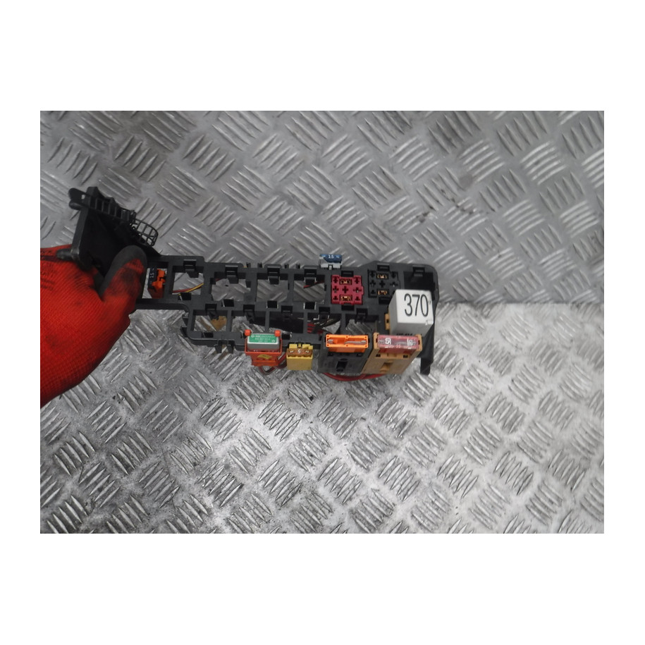 8D1937545 LISTWA PRZEKAZNIKOW VW PASSAT B5 1515712