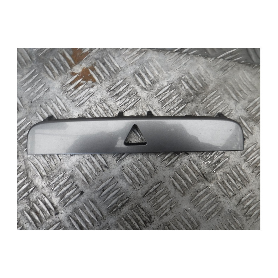 LISTWA KOKPITU AWARYJNYCH 3C0858063G PASSAT B6